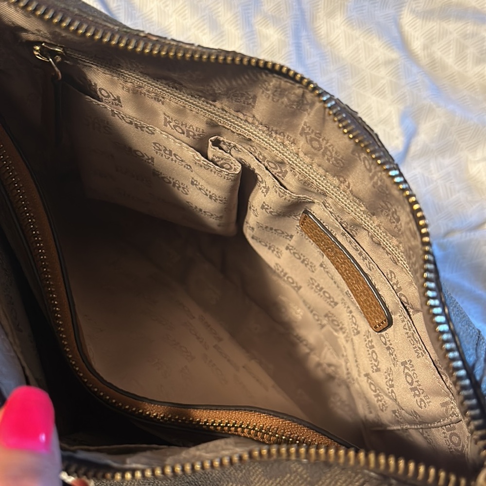 Brown Michael Kors purse - Picture 6 of 13